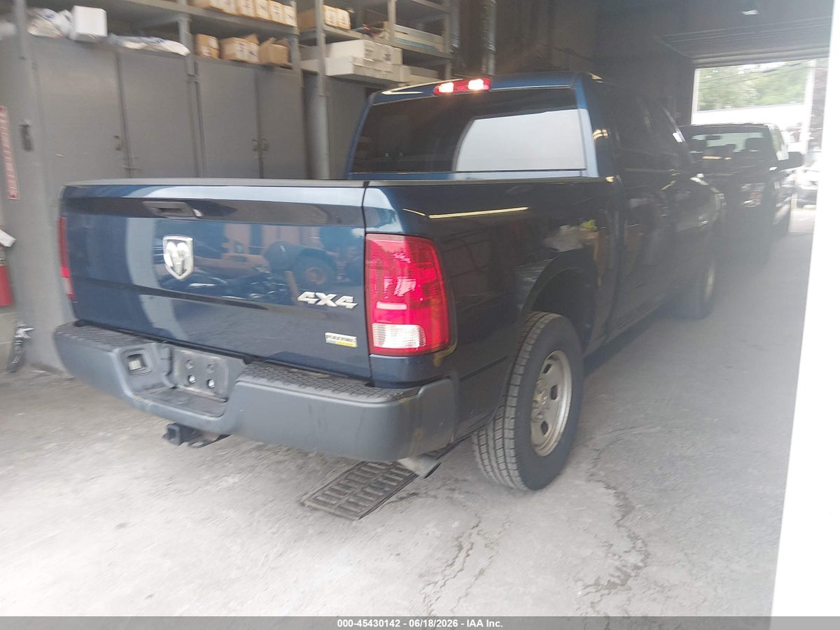 2019 RAM 1500 CLASSIC TRADESMAN 4X4 5'7 BOX — снимка 4