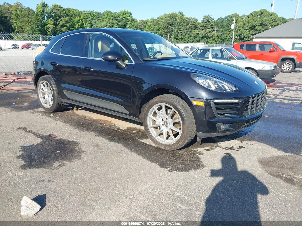 2015 PORSCHE MACAN S