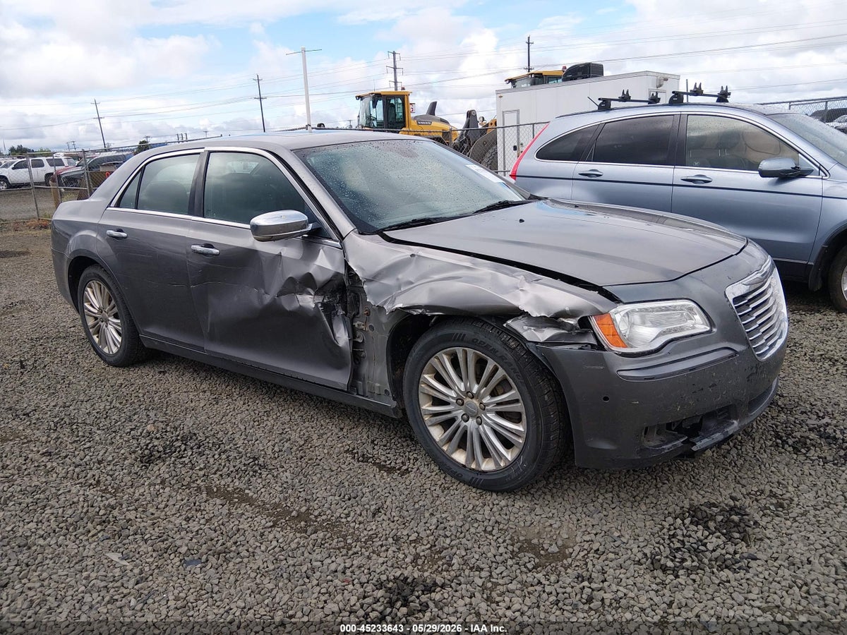 2011 CHRYSLER 300C AWD