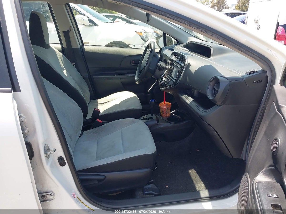 2018 TOYOTA PRIUS C ONE — снимка 5