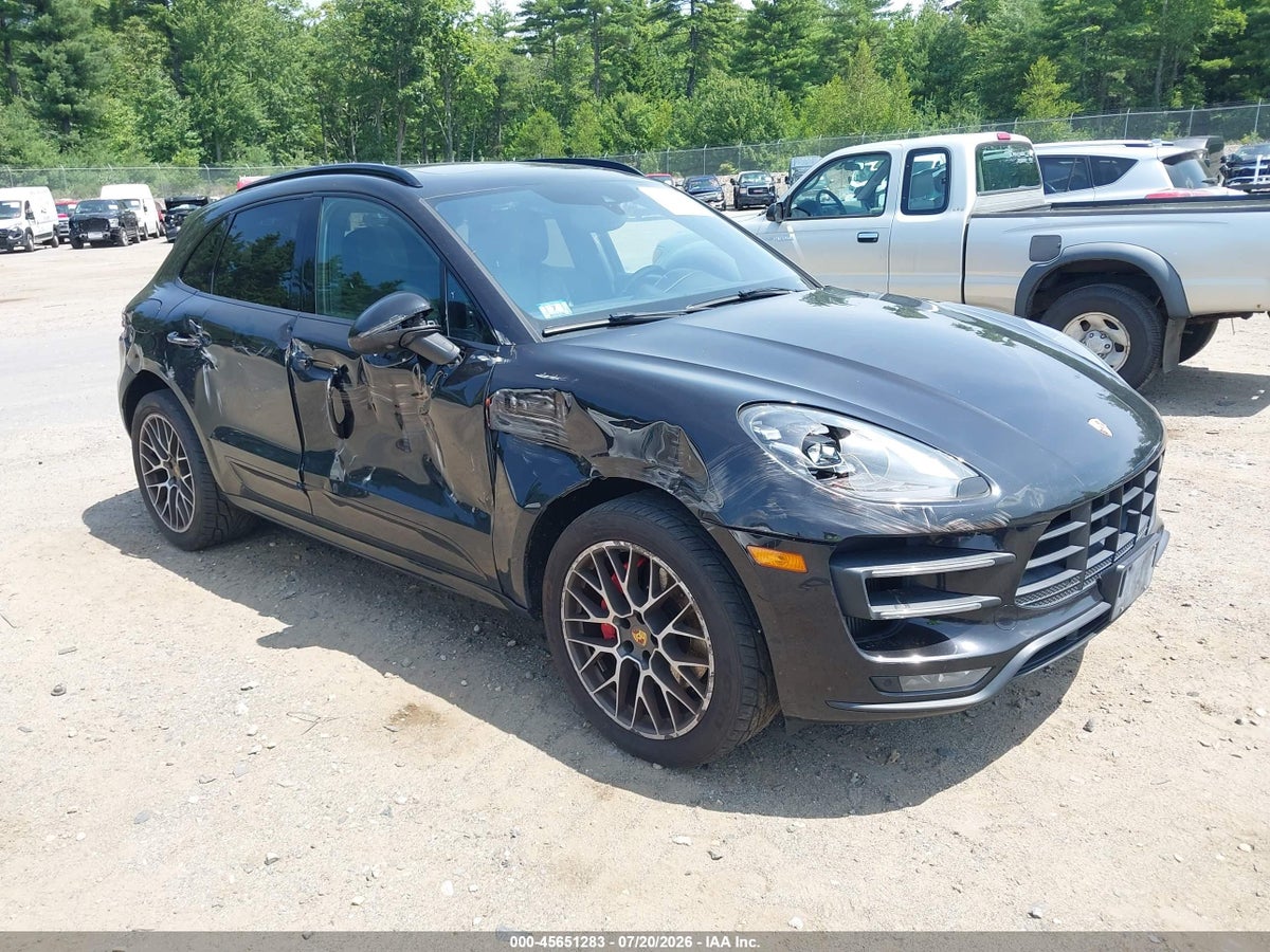 2017 PORSCHE MACAN TURBO