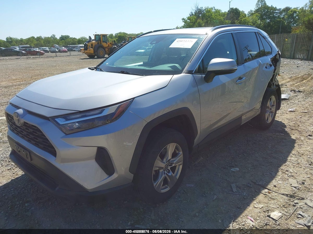 2023 TOYOTA RAV4 HYBRID XLE — снимка 2