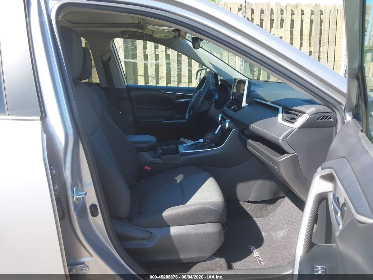 2023 TOYOTA RAV4 HYBRID XLE — снимка 5