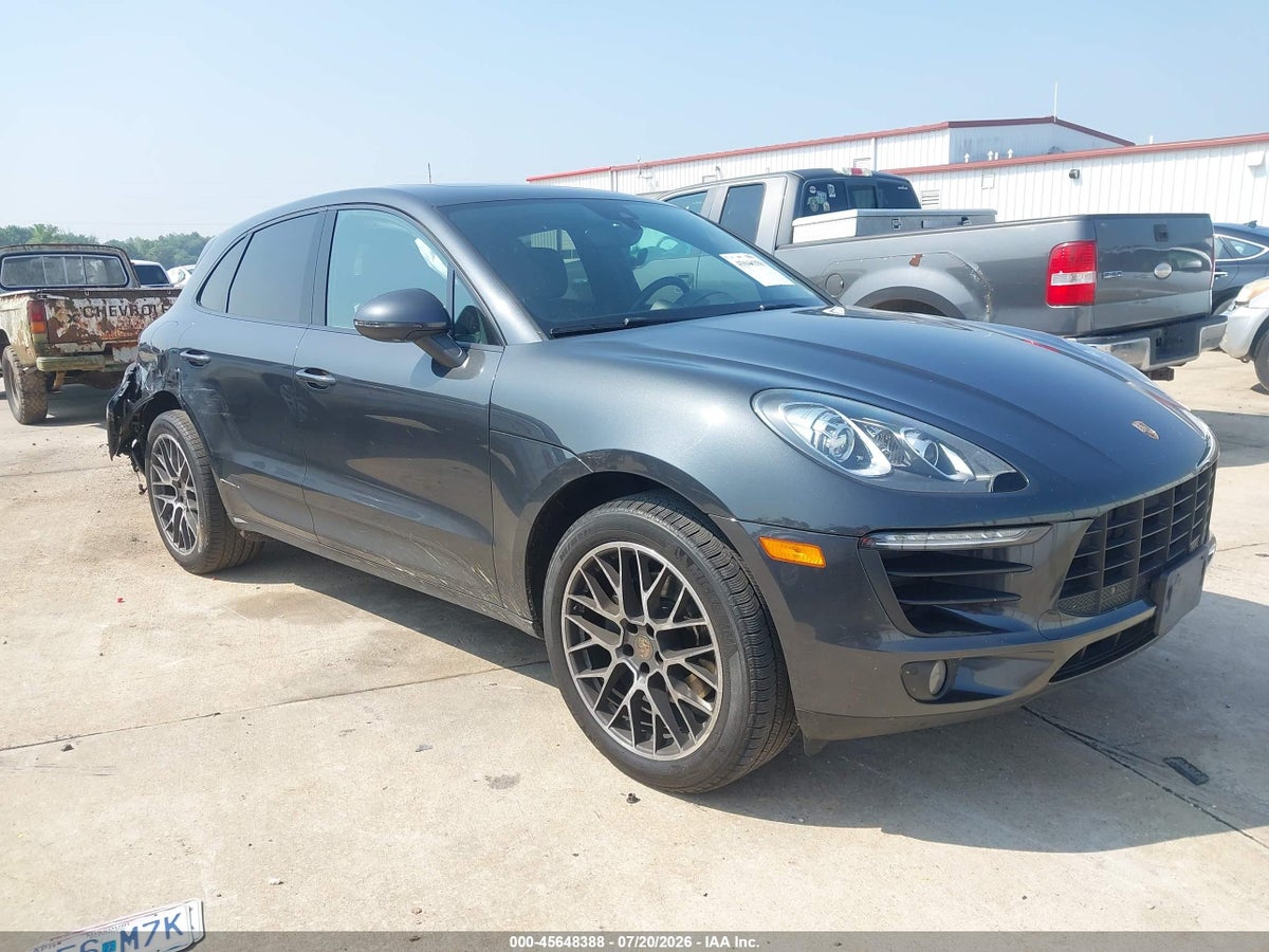 2018 PORSCHE MACAN SPORT EDITION