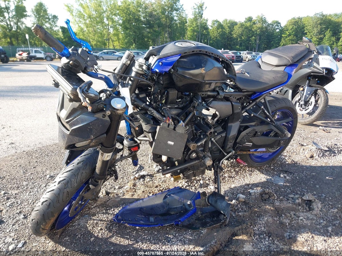 2025 YAMAHA MTN690 — photo 2