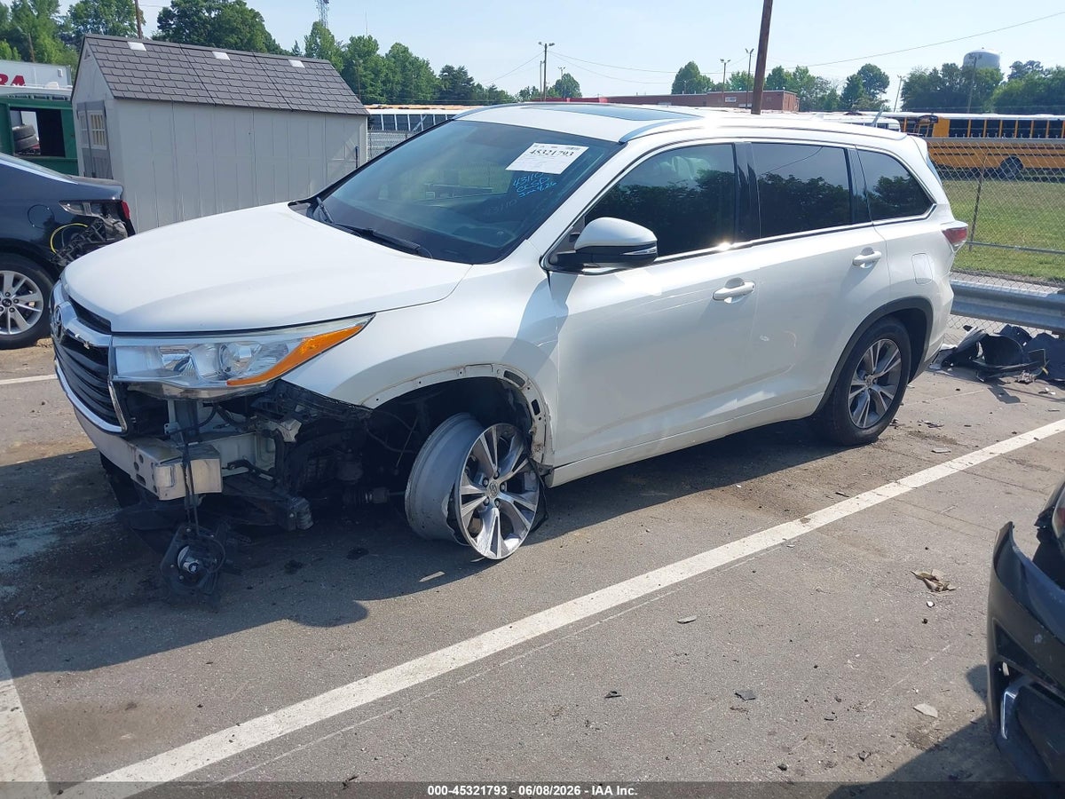 2014 TOYOTA HIGHLANDER XLE V6 — снимка 2
