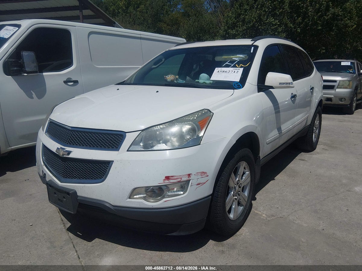 2012 CHEVROLET TRAVERSE LT W/1LT — снимка 2
