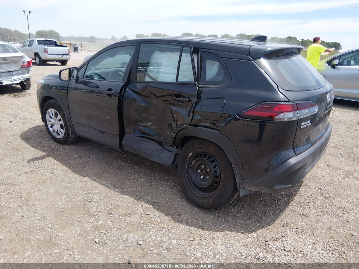 2026 TOYOTA COROLLA CROSS L — снимка 3