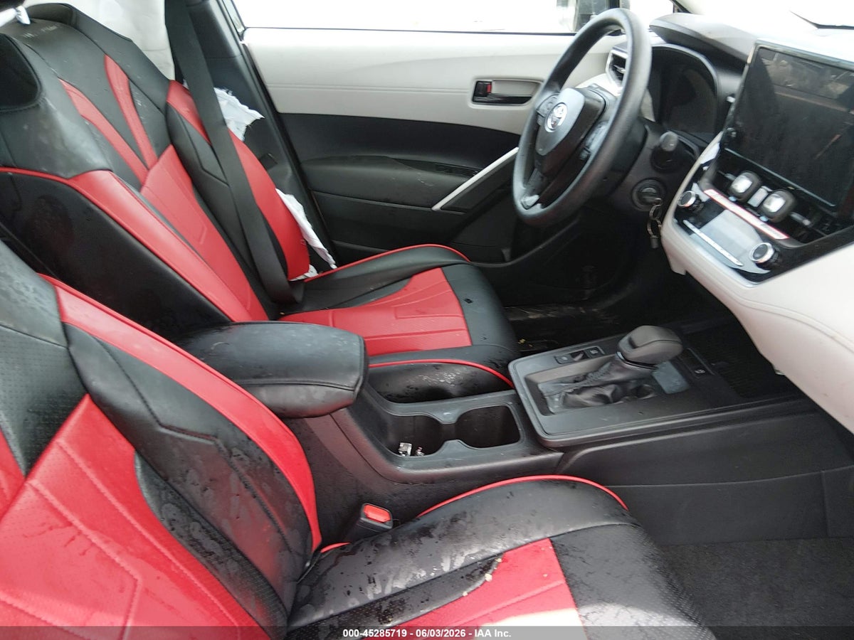 2026 TOYOTA COROLLA CROSS L — снимка 5