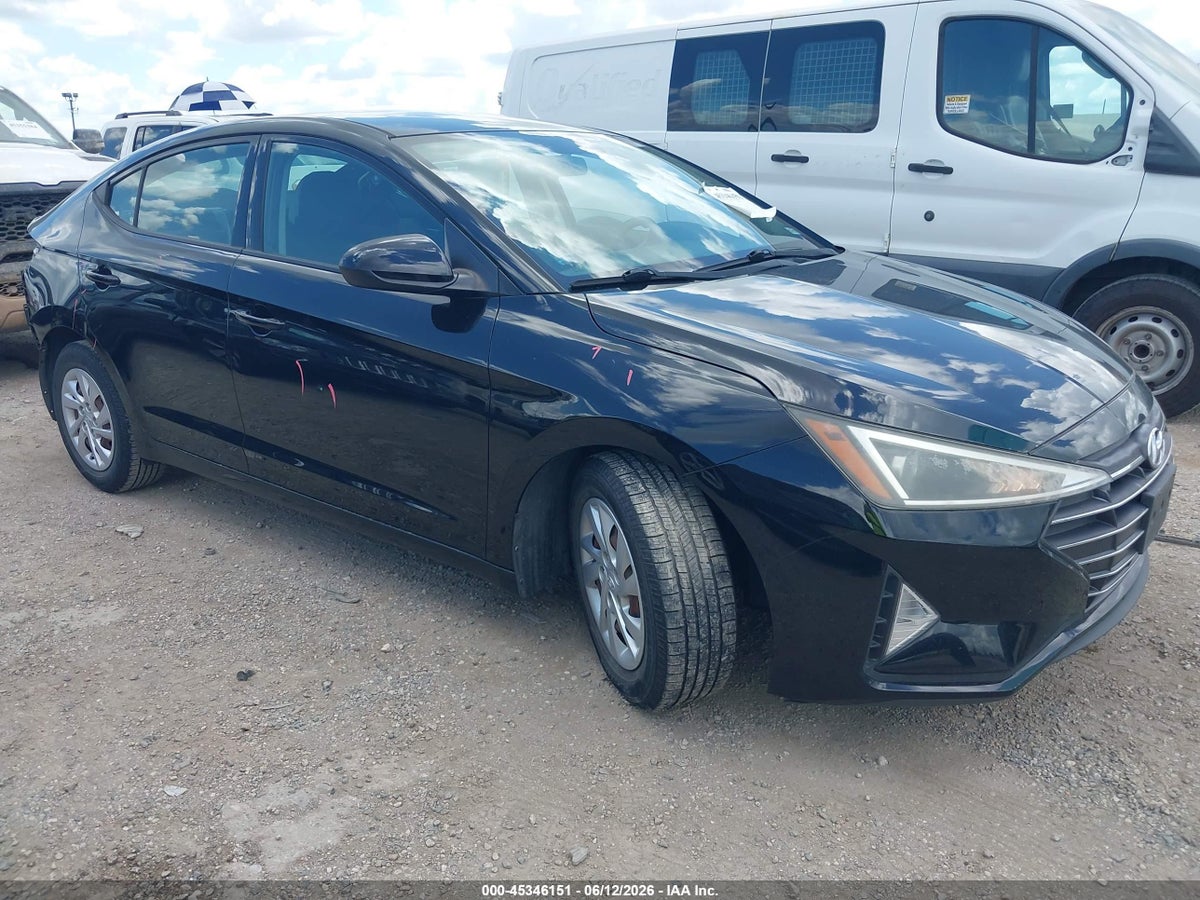 2019 HYUNDAI ELANTRA SE