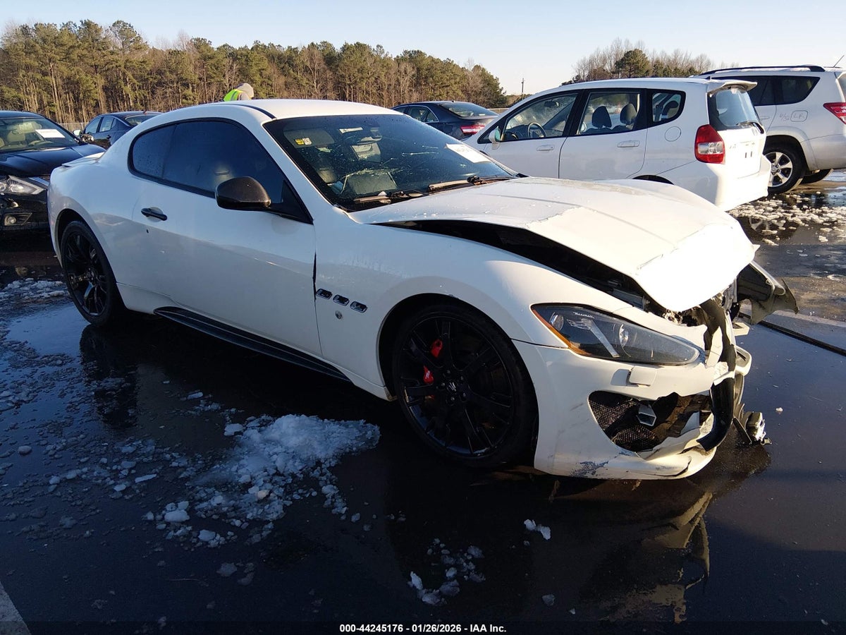 2013 MASERATI GRANTURISMO MC/SPORT