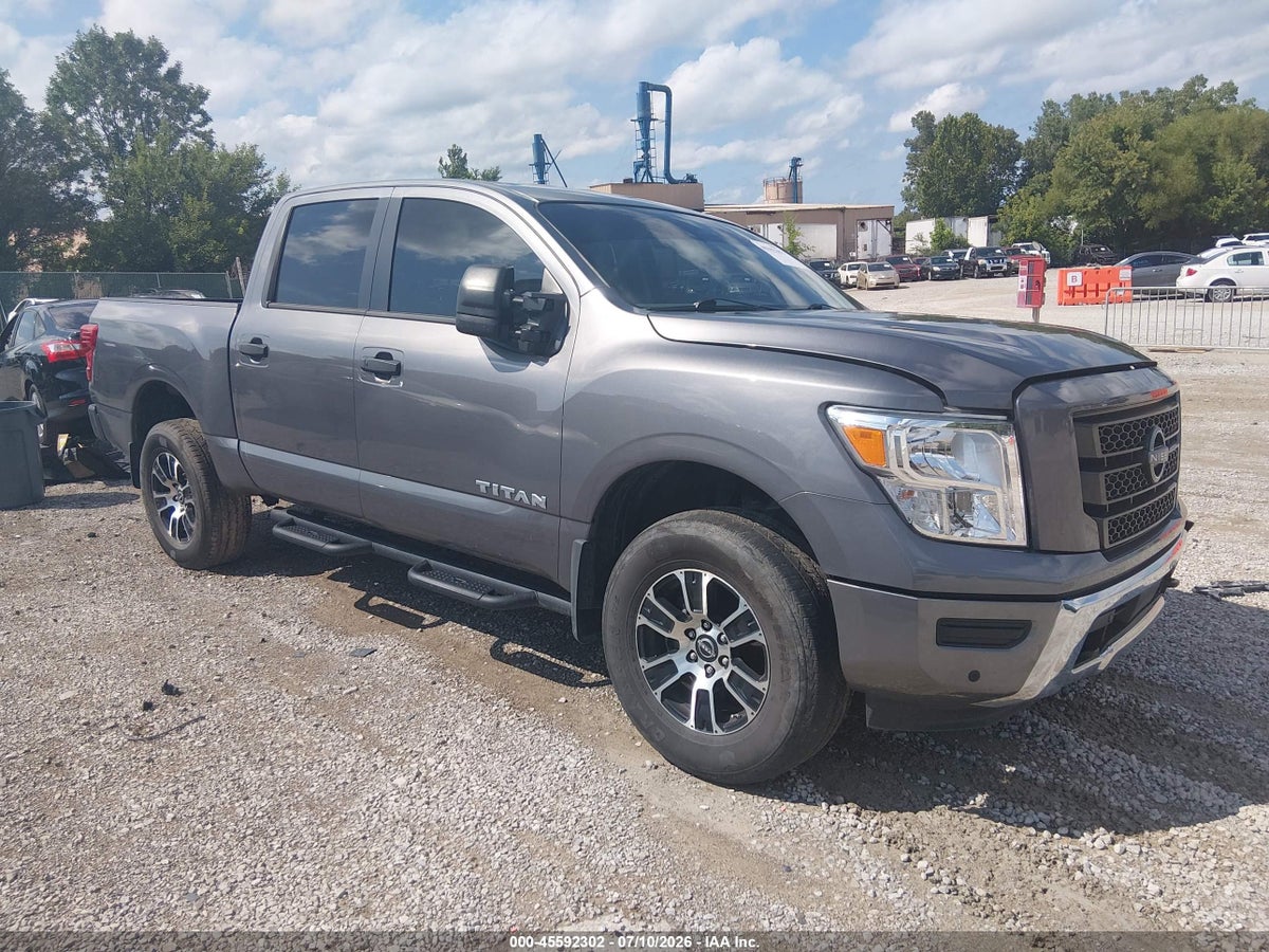 2024 NISSAN TITAN SV 4X4