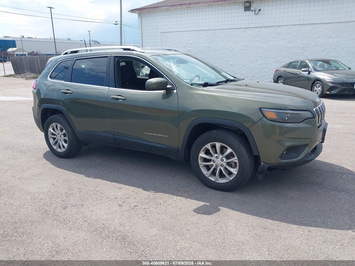 2019 JEEP CHEROKEE LATITUDE 4X4