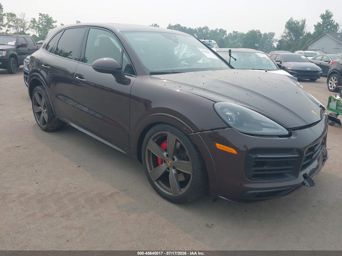 2022 PORSCHE CAYENNE GTS