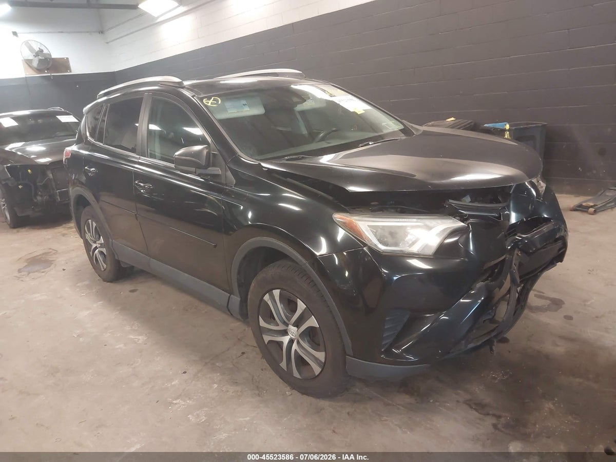 2018 TOYOTA RAV4 LE