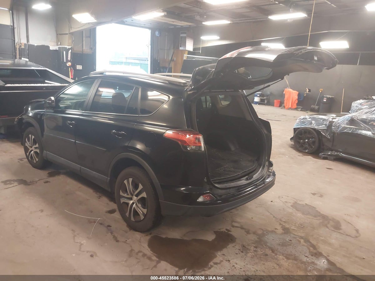 2018 TOYOTA RAV4 LE — снимка 3