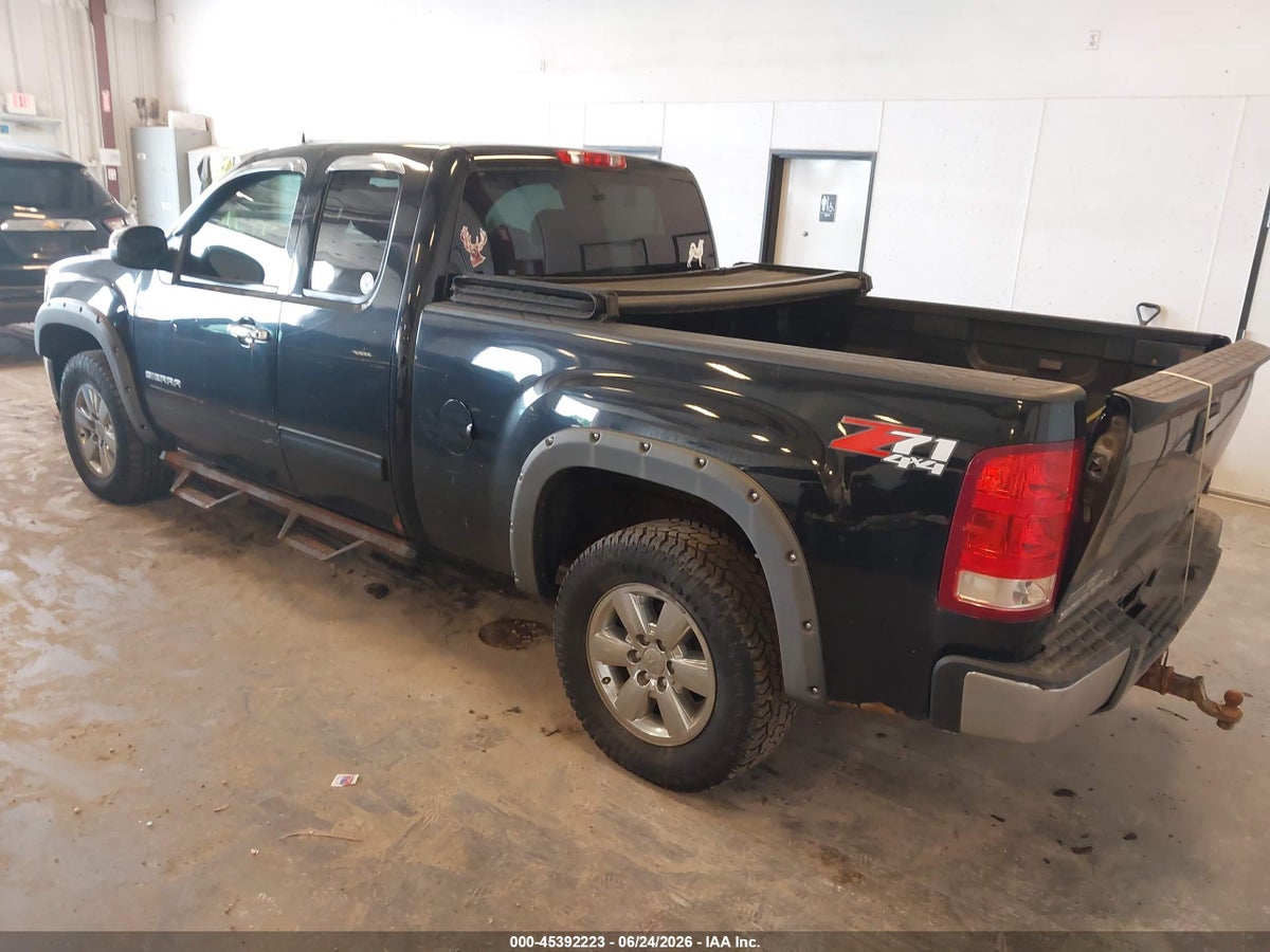 2011 GMC SIERRA 1500 SLE — снимка 3