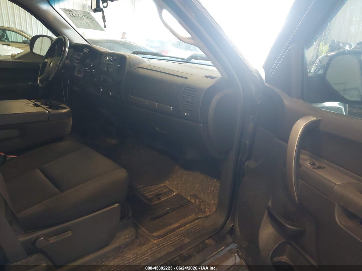 2011 GMC SIERRA 1500 SLE — снимка 5