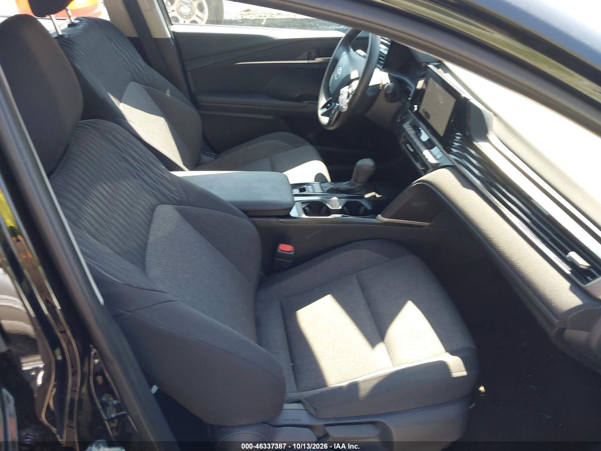 2026 TOYOTA CAMRY LE — photo 5
