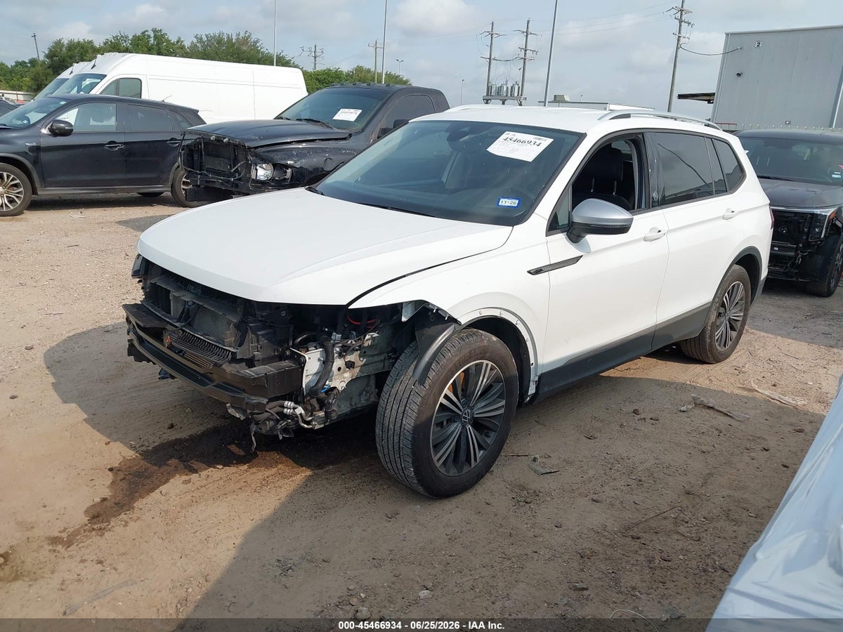 2024 VOLKSWAGEN TIGUAN 2.0T WOLFSBURG EDITION — снимка 2
