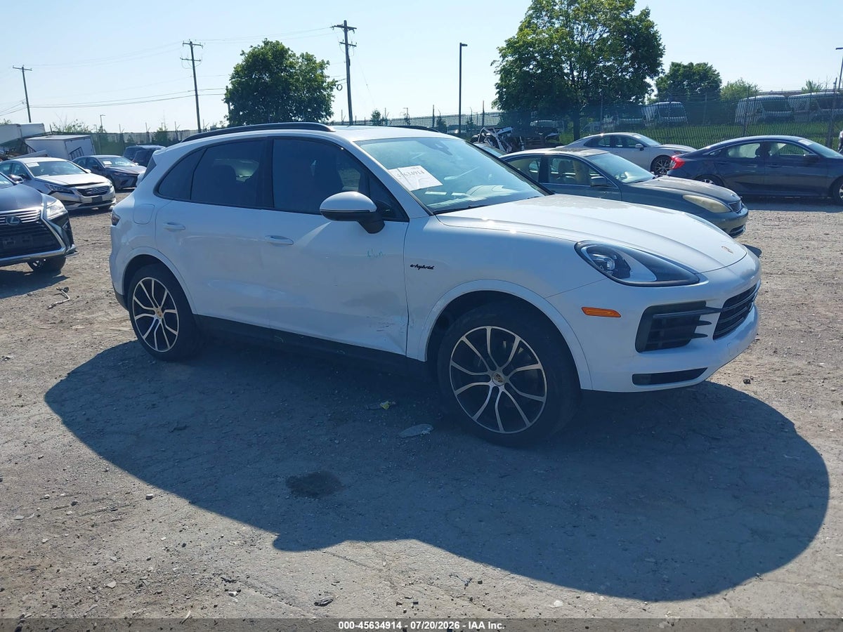 2023 PORSCHE CAYENNE E-HYBRID PLATINUM EDITION