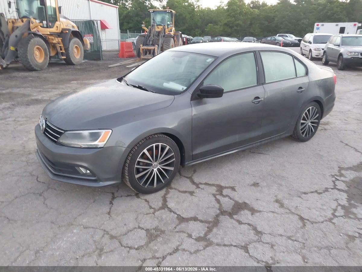 2016 VOLKSWAGEN JETTA 1.8T SPORT — снимка 2