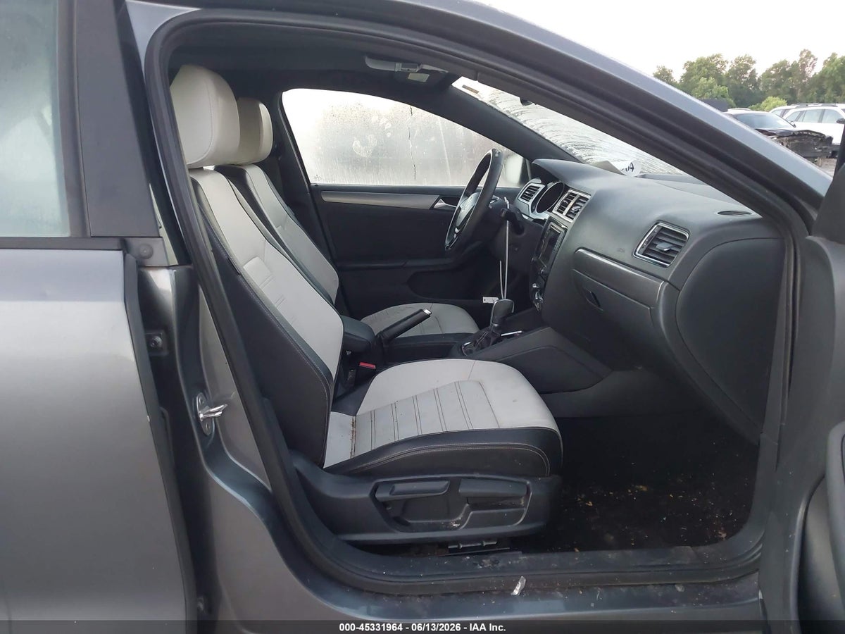 2016 VOLKSWAGEN JETTA 1.8T SPORT — снимка 5