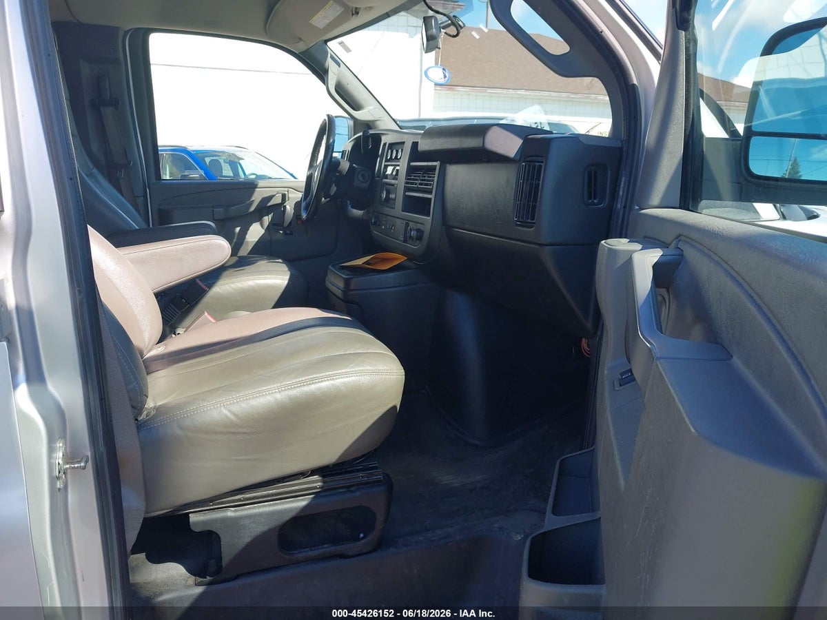 2020 CHEVROLET EXPRESS PASSENGER RWD 2500 REGULAR WHEELBASE LS — снимка 5
