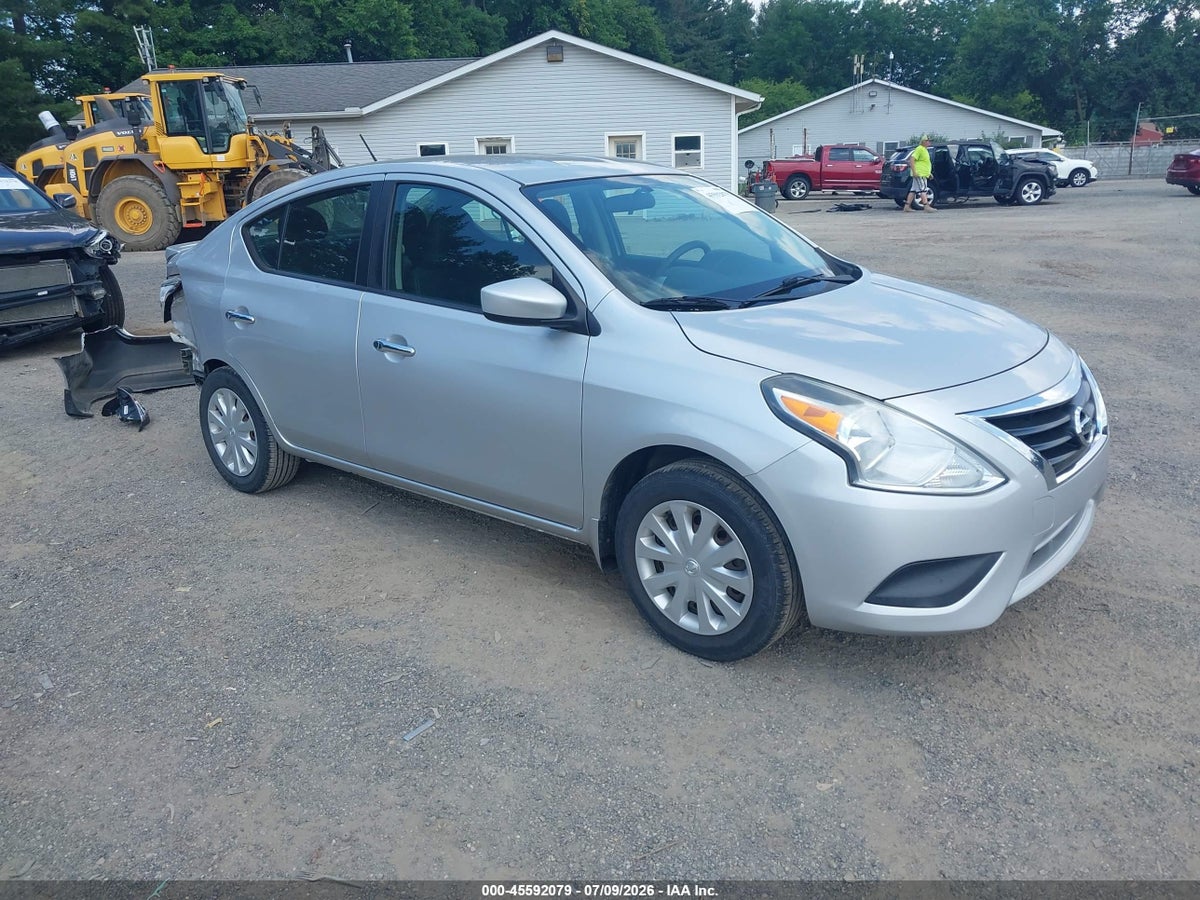 2016 NISSAN VERSA 1.6 SV