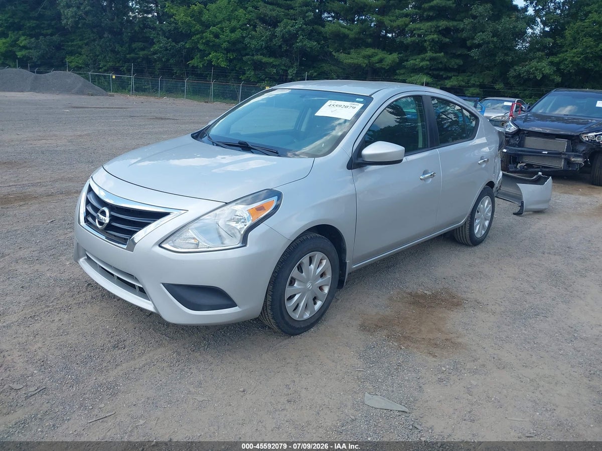 2016 NISSAN VERSA 1.6 SV — снимка 2