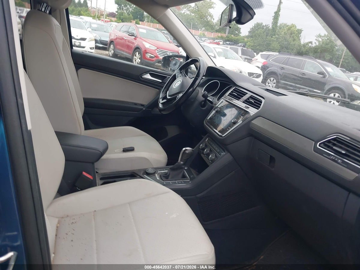 2018 VOLKSWAGEN TIGUAN 2.0T SE/2.0T SEL — снимка 5