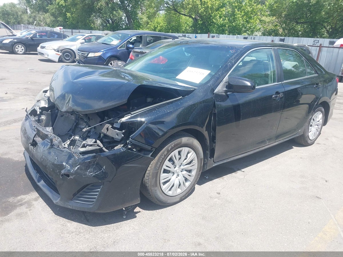 2014 TOYOTA CAMRY LE — снимка 2