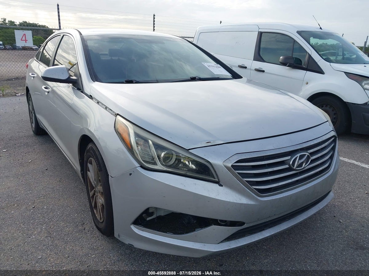 2015 HYUNDAI SONATA SE