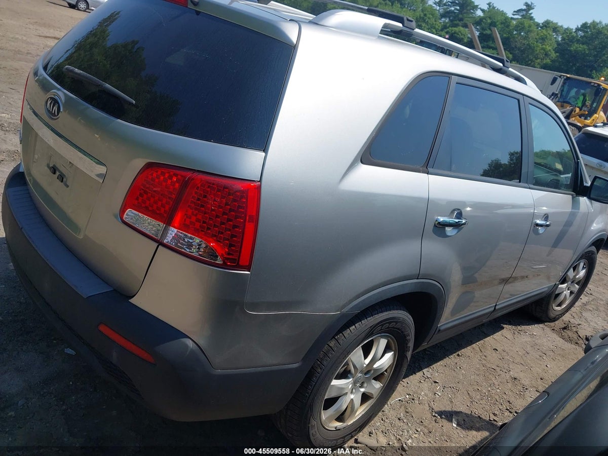 2013 KIA SORENTO LX — снимка 4