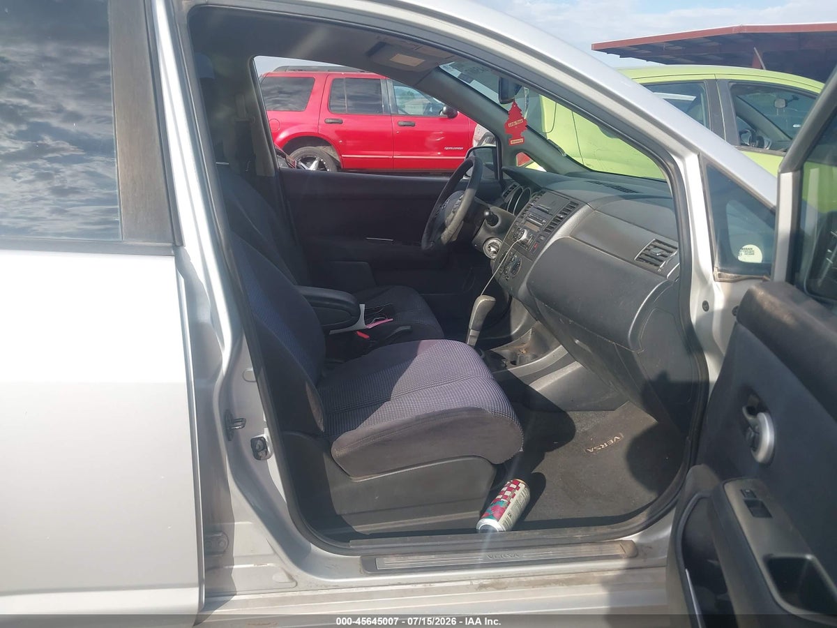 2012 NISSAN VERSA 1.8 SL — снимка 5