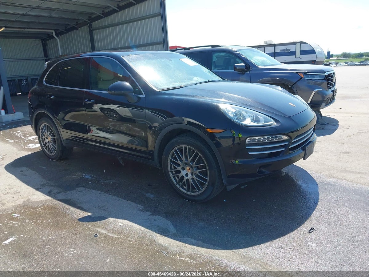 2014 PORSCHE CAYENNE