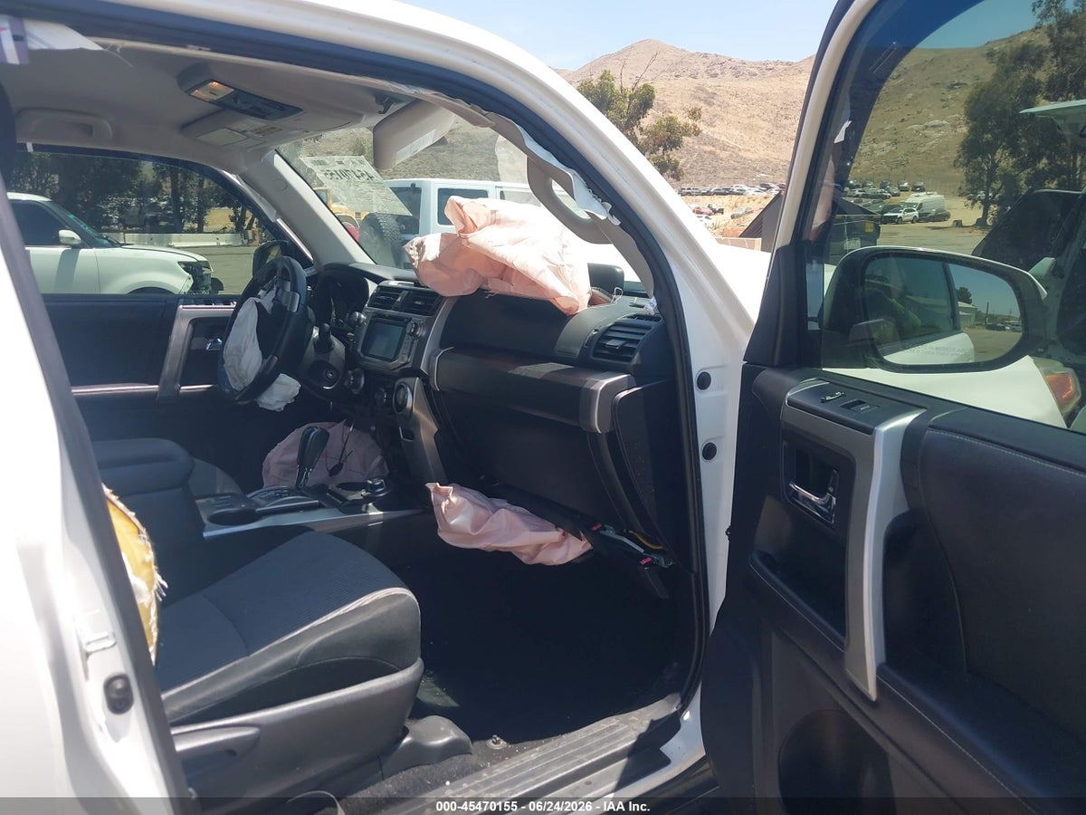 2016 TOYOTA 4RUNNER SR5 — снимка 5