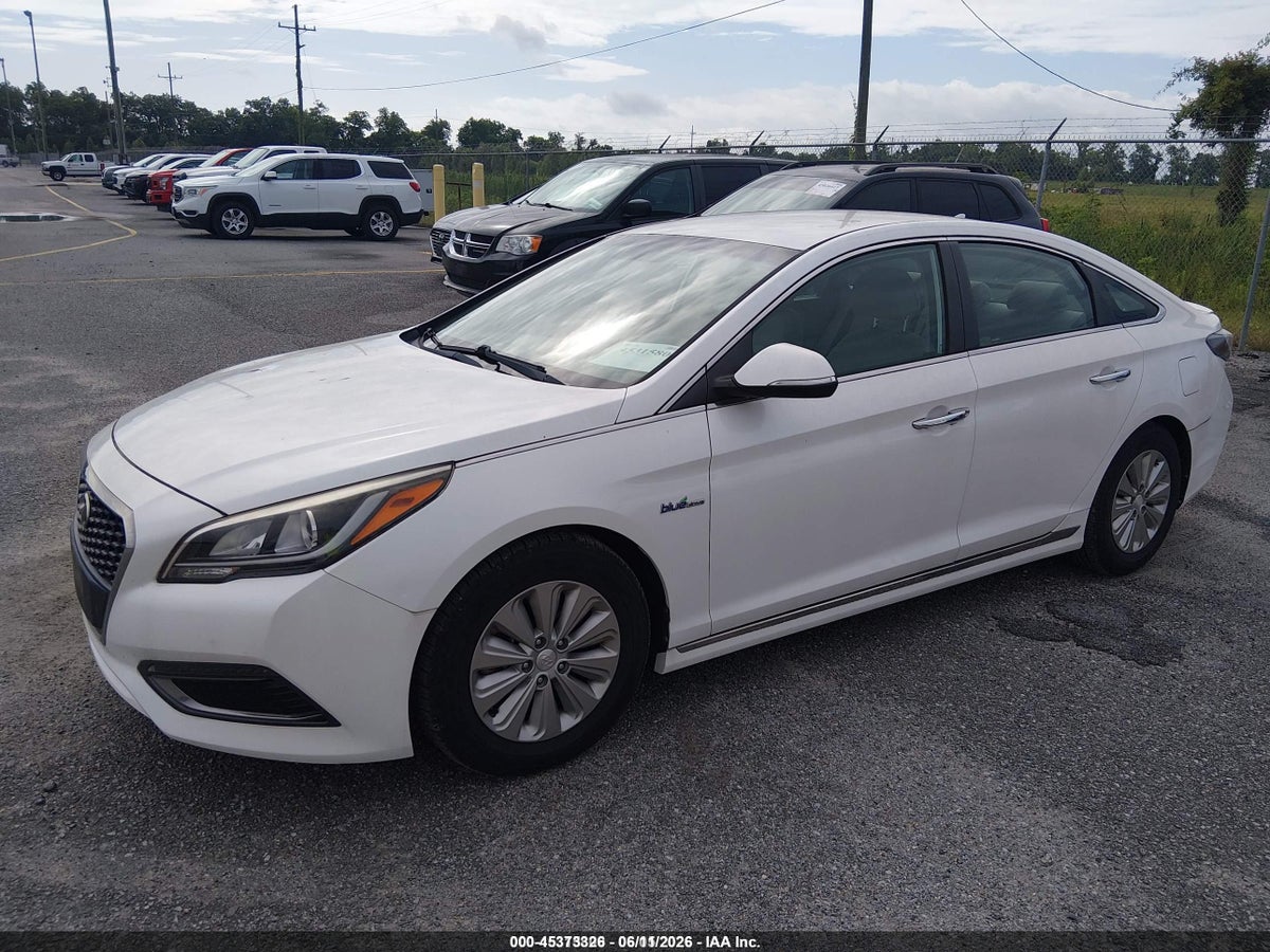 2017 HYUNDAI SONATA HYBRID SE — снимка 2