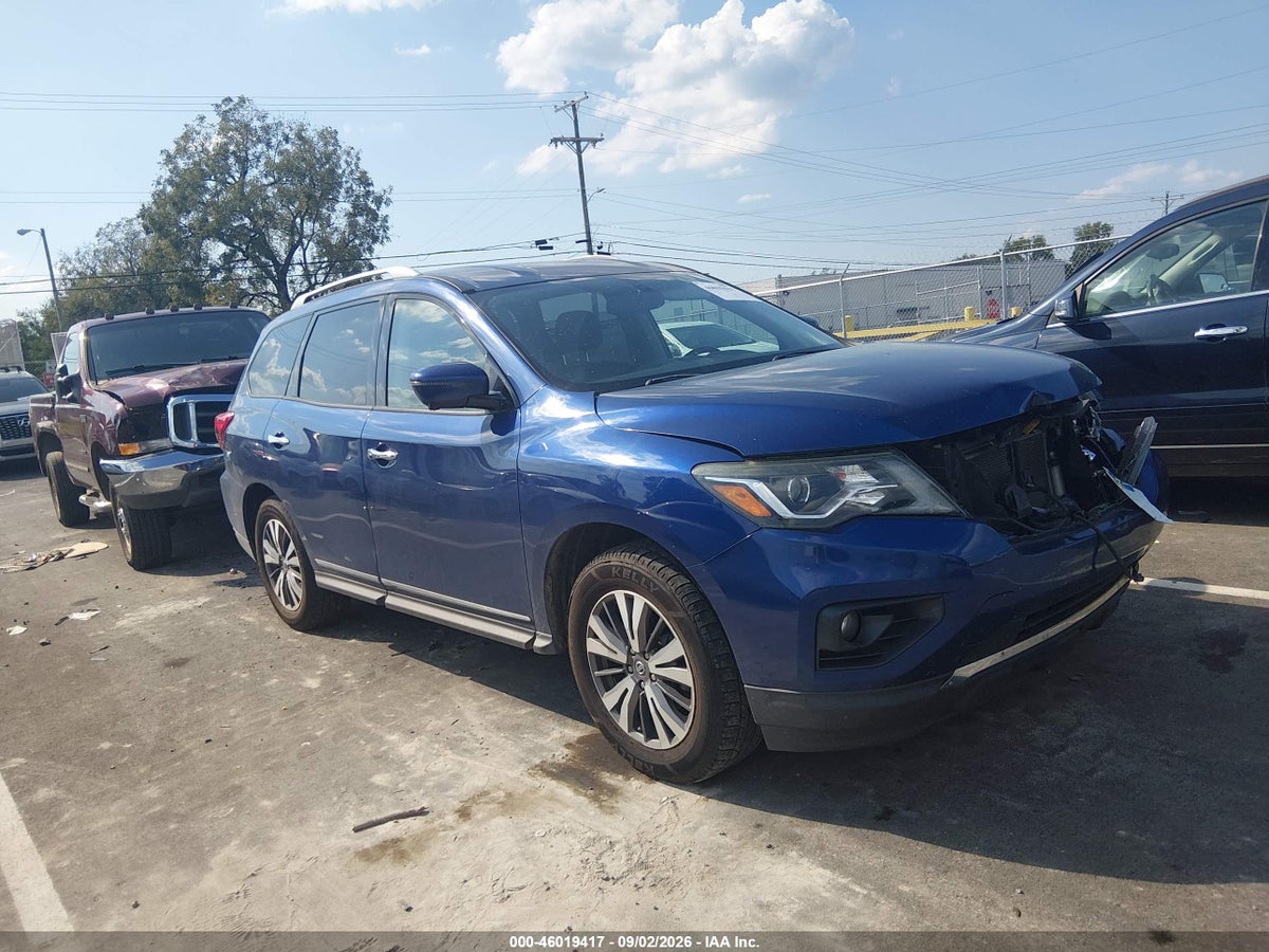 2017 NISSAN PATHFINDER SL