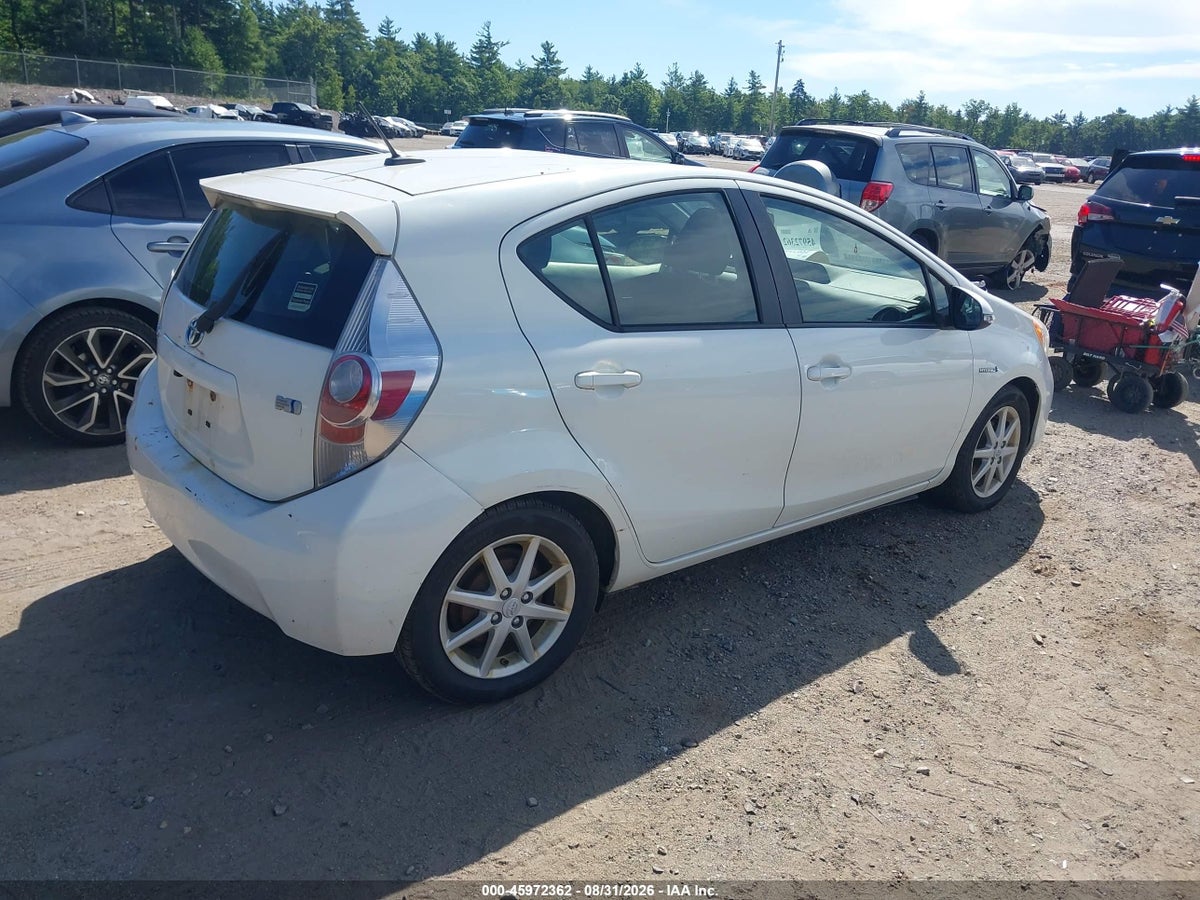2014 TOYOTA PRIUS C THREE — снимка 4