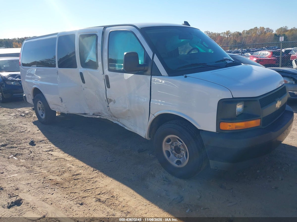 2017 CHEVROLET EXPRESS 3500 LS