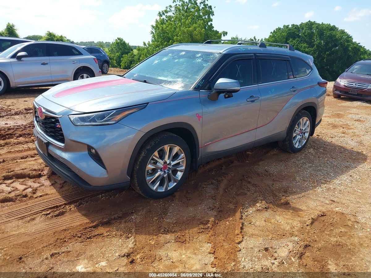 2024 TOYOTA HIGHLANDER LIMITED — снимка 2