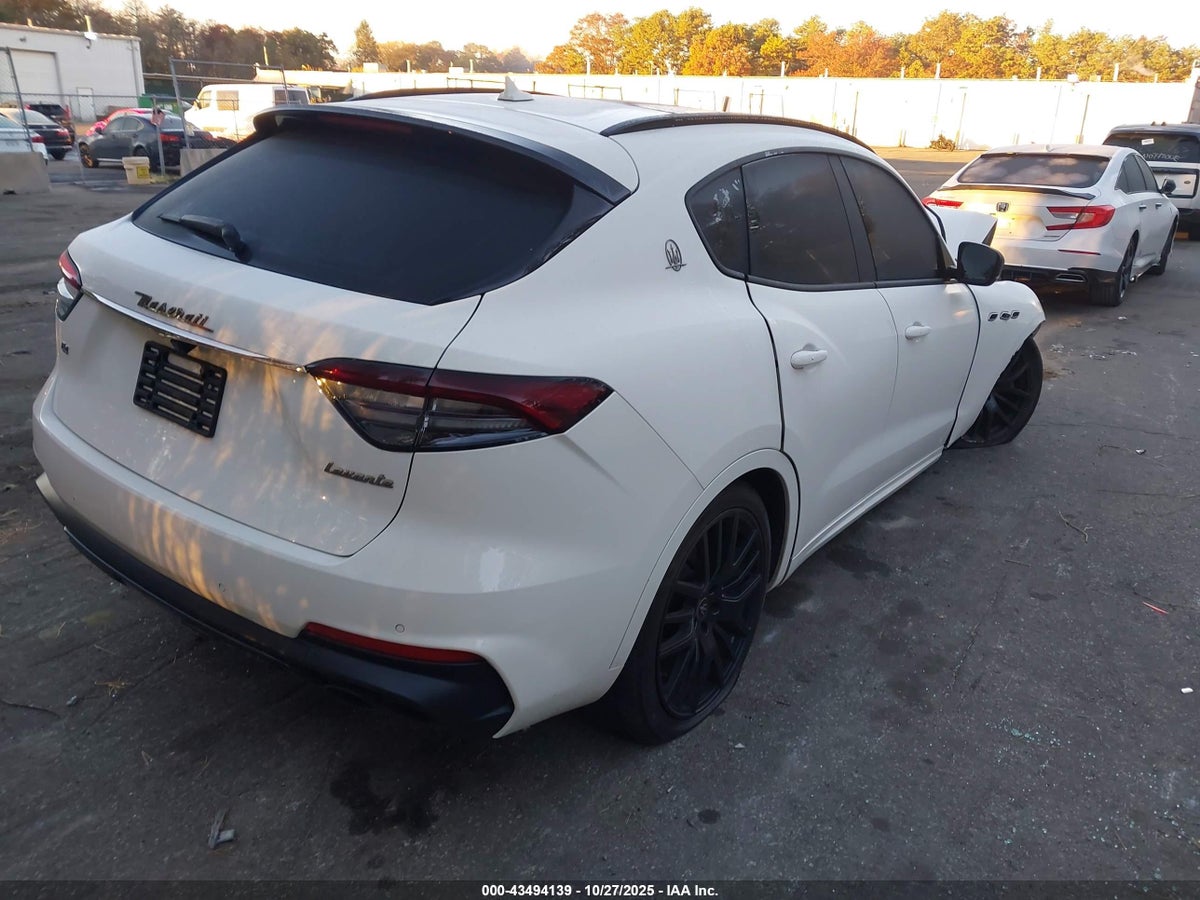 2021 MASERATI LEVANTE — снимка 4