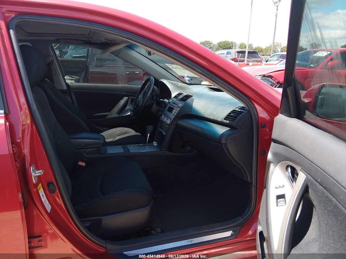 2011 TOYOTA CAMRY SE — снимка 5