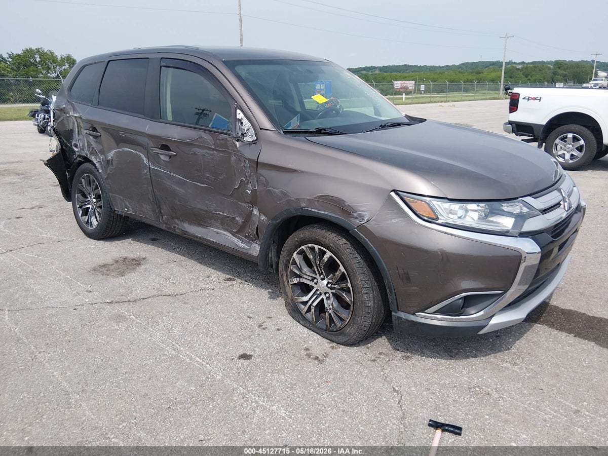 2017 MITSUBISHI OUTLANDER SE