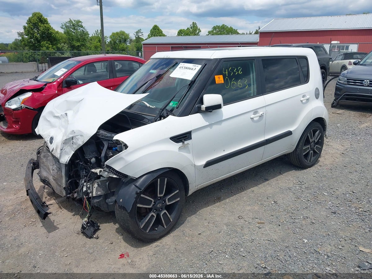 2011 KIA SOUL + — снимка 2