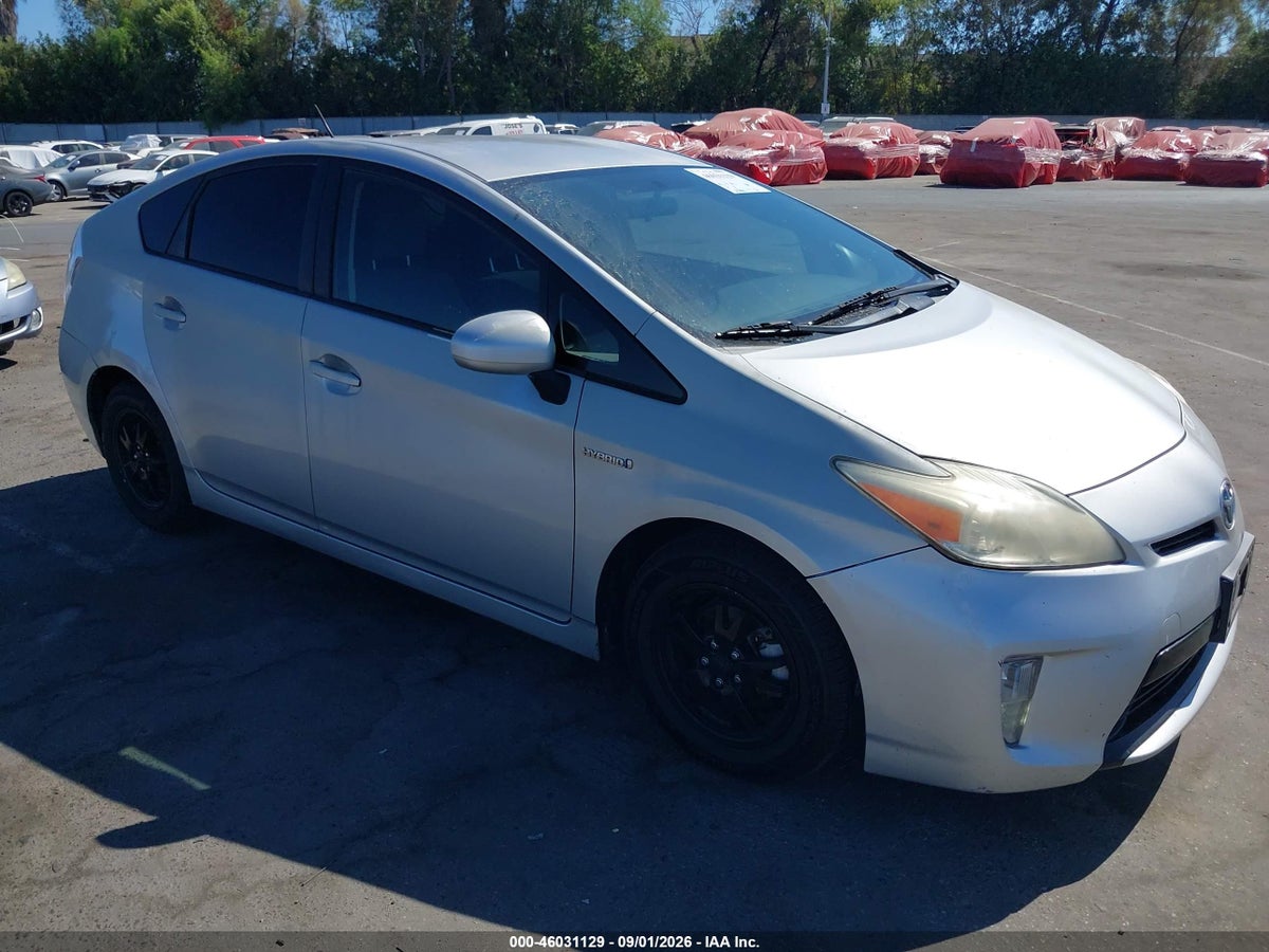 2014 TOYOTA PRIUS THREE