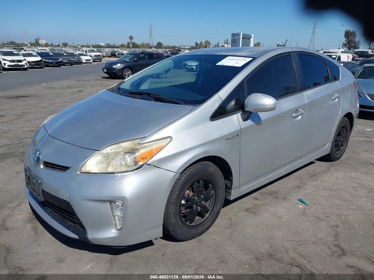 2014 TOYOTA PRIUS THREE — снимка 2