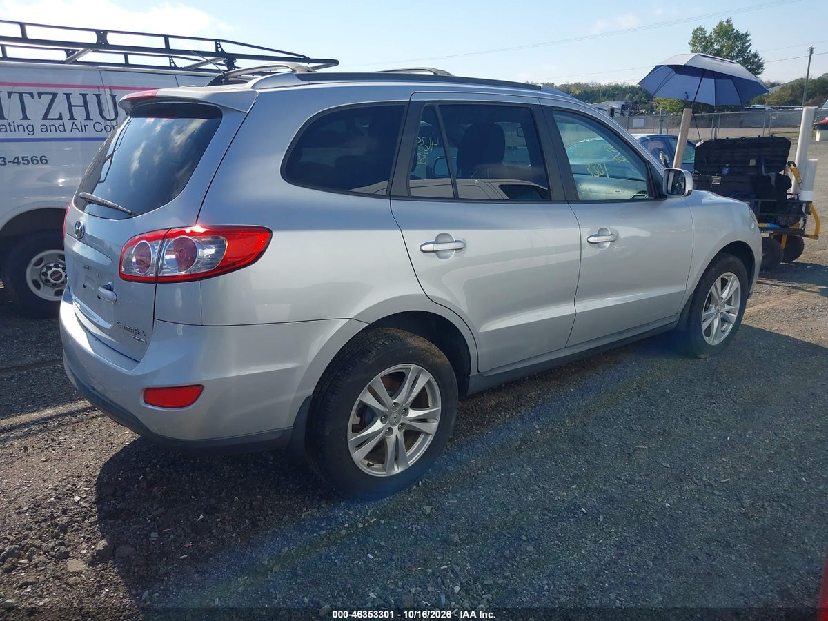 2010 HYUNDAI SANTA FE SE — photo 4