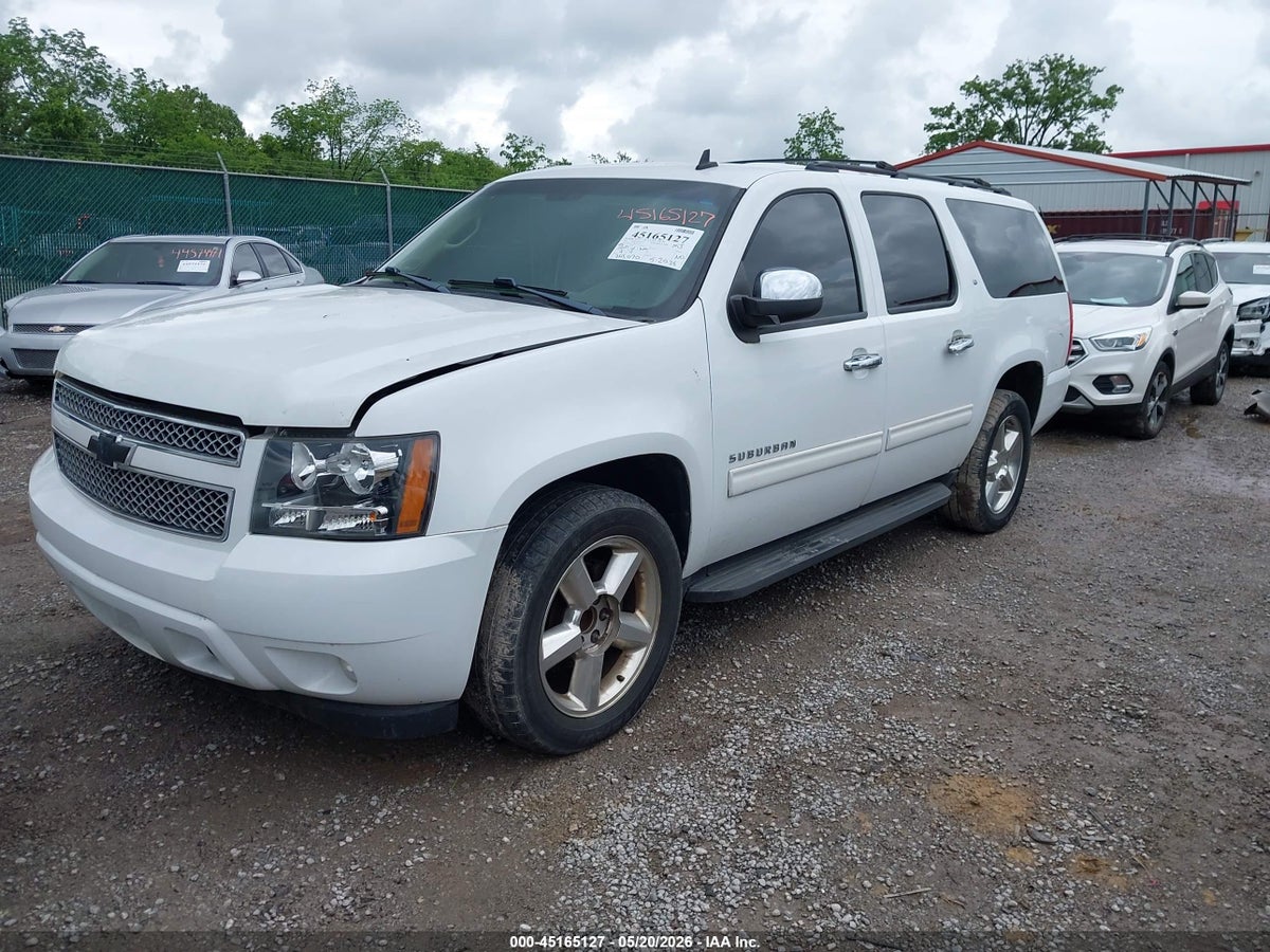 2011 CHEVROLET SUBURBAN 1500 LT1 — снимка 2